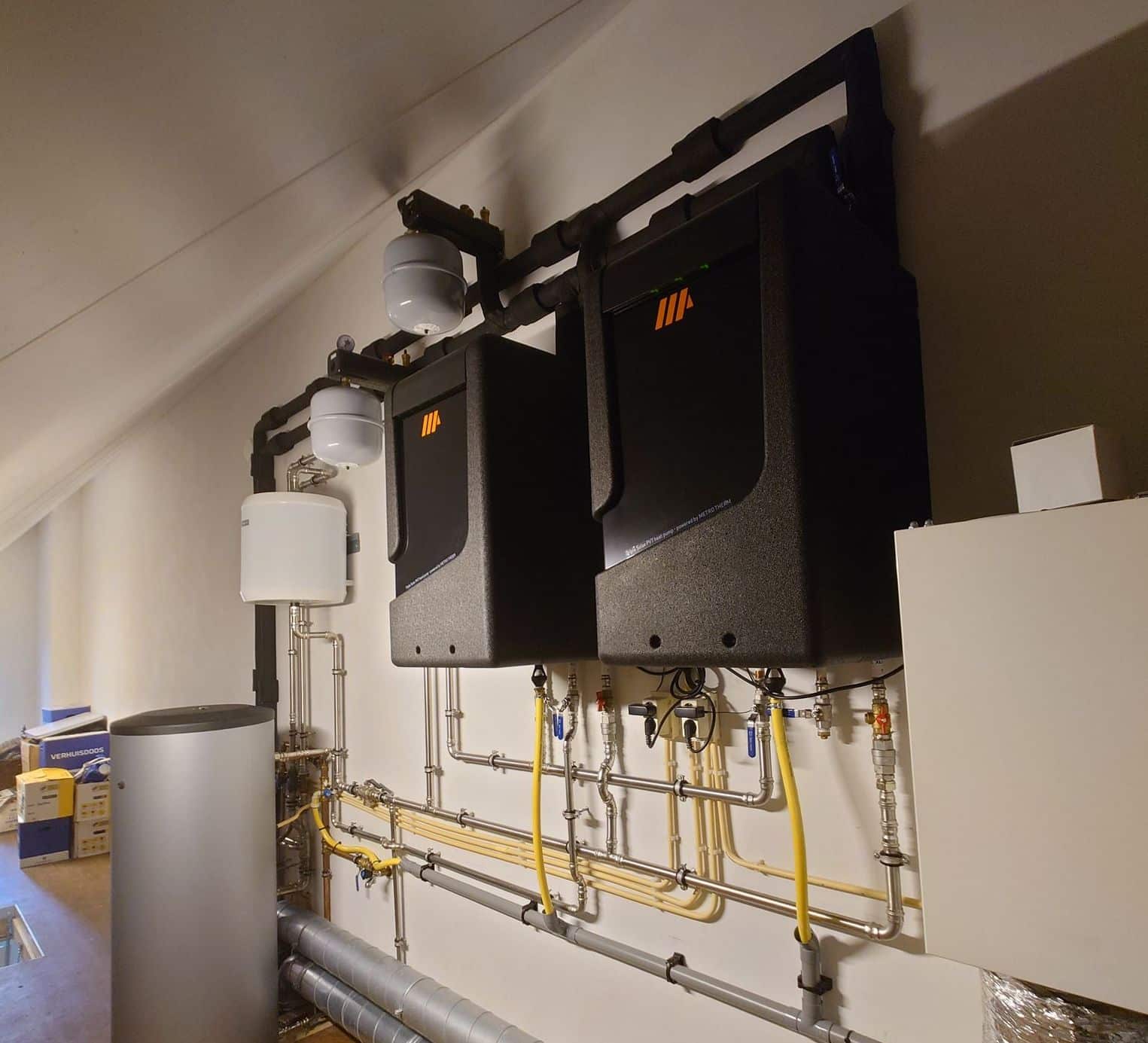 PVT-warmtepomp-PVTpanelen-Triple-Solar-Lieshout-IT-Leenders-woonhuis-nieuwbouw-all-electric-05 kopie|PVT-warmtepomp-PVTpanelen-Triple-Solar-Lieshout-IT-Leenders-woonhuis-nieuwbouw-all-electric-01|PVT-warmtepomp-PVTpanelen-Triple-Solar-Lieshout-IT-Leenders-woonhuis-nieuwbouw-all-electric-02|PVT-warmtepomp-PVTpanelen-Triple-Solar-Lieshout-IT-Leenders-woonhuis-nieuwbouw-all-electric-05|PVT-warmtepomp-PVTpanelen-Triple-Solar-Lieshout-IT-Leenders-woonhuis-nieuwbouw-all-electric-06|PVT-warmtepomp-PVTpanelen-Triple-Solar-Lieshout-IT-Leenders-woonhuis-nieuwbouw-all-electric-07|PVT-warmtepomp-PVTpanelen-Triple-Solar-Lieshout-IT-Leenders-woonhuis-nieuwbouw-all-electric-08