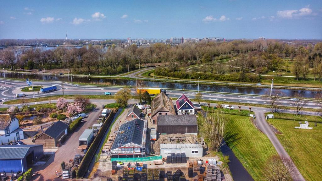 aarlanderveen-boederij-pvt-panelen3|aarlanderveen-boederij-pvt-panelen|aarlanderveen-boederij-pvt-panelen2|aarlanderveen-boederij-pvt-panelen4|aarlanderveen-boederij-pvt-panelen5