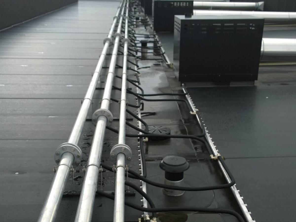 PVT panelen - sonarpanels leidse schans studentenhuisvesting leidingwerk